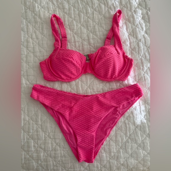 VETCHY Swimwear 🌺 Laguna Bikini Pink Set – Size XL - Picture 6 of 7